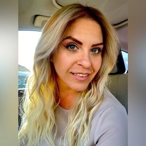 Meet your Posher, Catherine